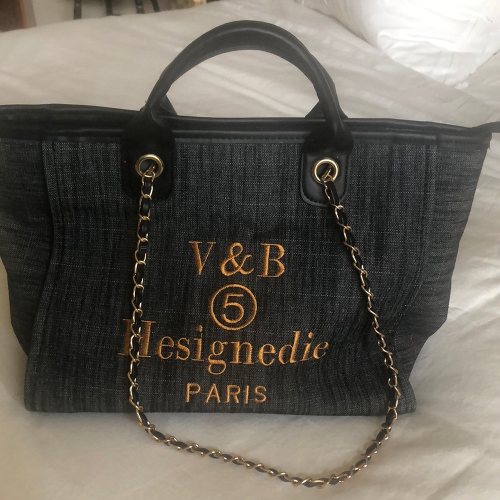 VNB shoulder tote